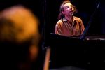 Pianisten Stefano Bollani og hans legekammerater Jesper Bodilsen og Morten Lund satte anmelderen i ekstase mandag aften. 