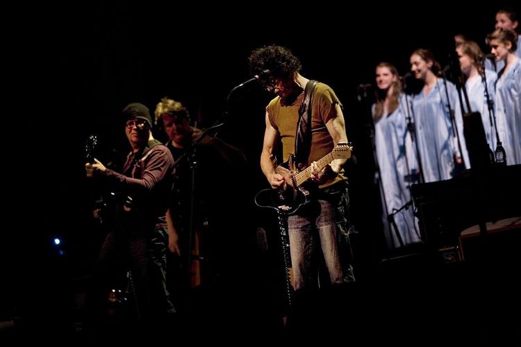 Alt for ofte begravede Lou Reed sit værk 'Berlin' i en overlæsset opsætning, der mest lød som noget, man finder på, når en dygtig musiker keder sig. 