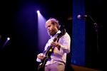 Det er ikke navlepilleri, når Bonnie 'Prince' Billy synger om sin tykke mave i en kærlighedssang. Han finder stor visdom om døden, kærligheden og erotikken i sit flæskede navlehul. 