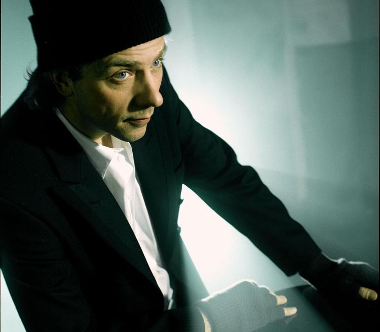 Carsten Dahl skabte en varm lille succes, da han lagde musik til Hitchcocks 'The Manxman'. 