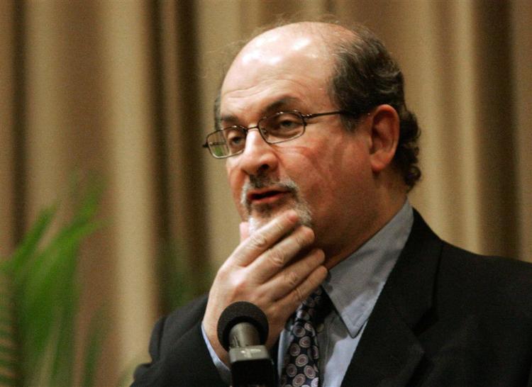 Salman Rushdie under et seminar på Columbia University i New York i april, hvor han fortalte som sin prisvindende bog Midnatsbørn. 