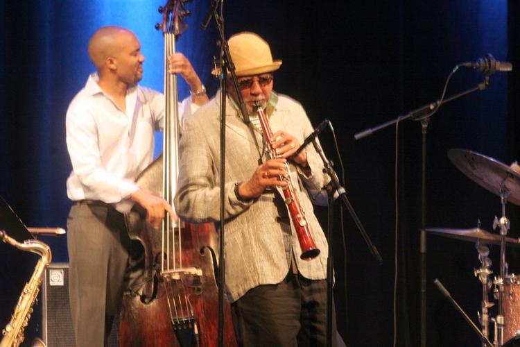 Charles Lloyd beviste, at han stadig er en cool cat blandt cool katte torsdag aften i Glassalen. 