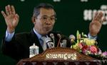 Arkivfoto af Cambodjas stærke mand, Hun Sen, der har været ved magten i landet i 15 år. Cambodja går til valg 27. juli. 
