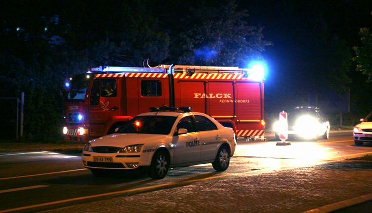 Tre unge blev set løbe fra ungdomsklubben. 