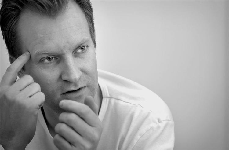 Ulrich Thomsen og Paprika Steen har hovedrollerne i Kristian Levrings nye film, der er med på filmfestivalen i Toronto. 