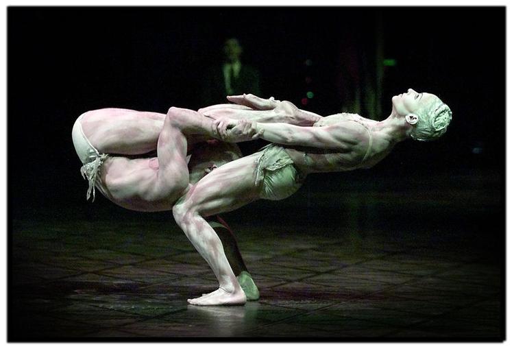 Det canadiske performance-cirkus Cirque du Soleil under et besøg på Fisketorvet i København (arkivfoto). 