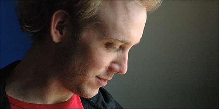 teaterdirektør Moqi Simon Trolin (billedet) har valgt Mungo Park i Koldings nye emsemble blandt hundrede ansøgere. Foto: PR-foto. 