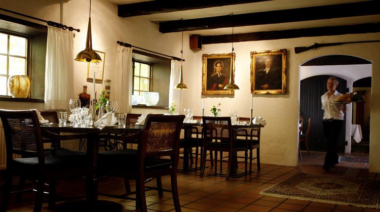 Di 5 Stâuerna er især kendt for sin fiskebuffet. Den var dog ikke fremme, da Politikens anmelder besøgte den bornholmske restaurant.. 