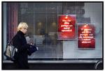 Nykredit Bank oplyste ikke, at der var tale om en variabel rente. Tværtimod indeholdt annoncen et regneeksempel, hvor banken fremhævede udbyttet ved en forrentning på 4,25 procent i 20 år. Annoncen i vinduet her er ikke fra Nykredit Bank. (Arkivfoto) 