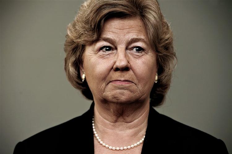 Birthe Rønn Hornbech vil fortsat ikke kommentere kritikken af Udlændingeservice. 