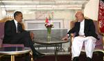 Obama kan blive en stærk partner for Afghanistan hvis han bliver præsident, mener Karzai (th). 
