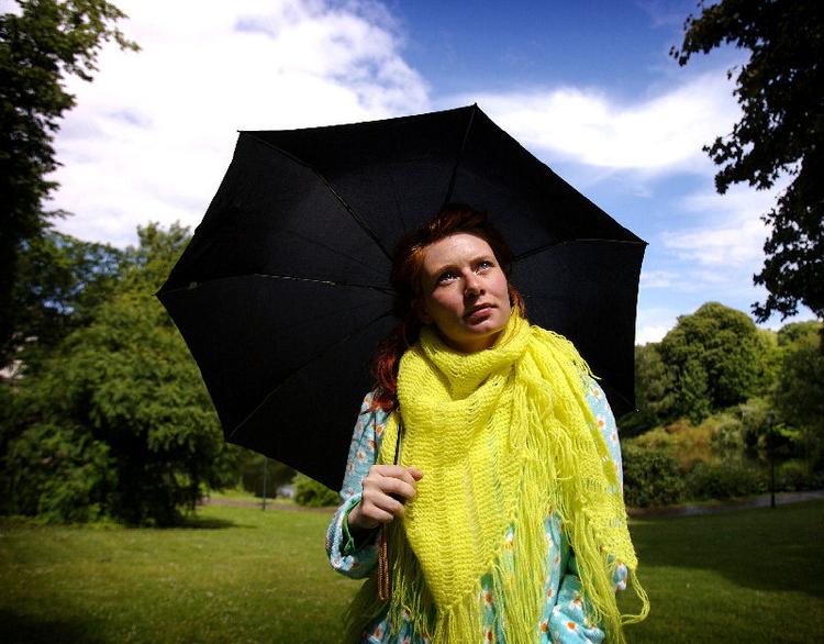 Personlige sange. Annika Aakjærs sange er ikke nødvendigvis selvbiografiske, men en del af dem er. Foto: Jens Dresling 
