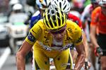 Under sin cykeltrøje gemmer den stille Cadel Evans en slagkraftig politisk udmelding. 