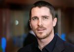 Christian Bale mistænkes for at have langet ud efter to familiemedlemmer. 