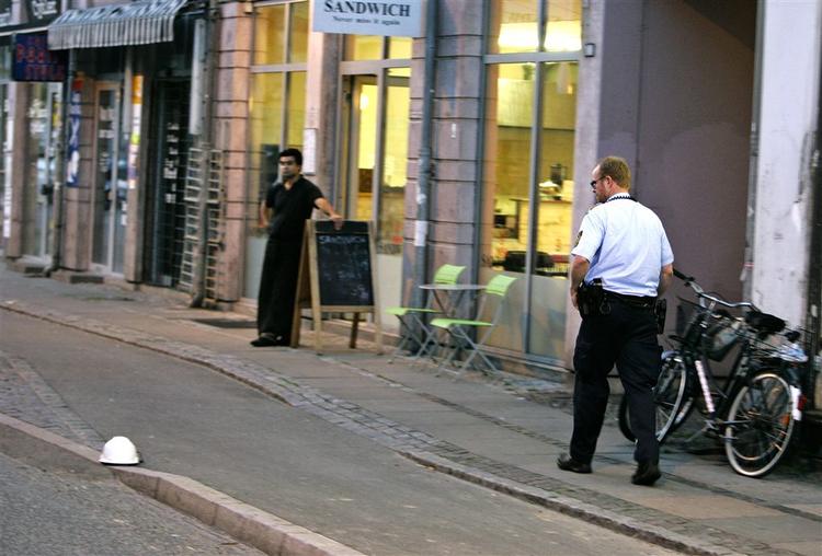 En mand har meldt sig selv og fortalt politiet, at han ved et uheld kom til at skyde den 21-årige mand, der i går blev fundet skudt på Nordre Fasanvej. 