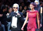 Karl Lagerfeld har designet for blandt andre Chanel og har også et mærke i eget navn. Derudover har han fotograferet, har sit eget forlag - og nu kaster han sig altså over arkitekturen (arkivfoto). 