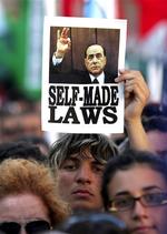 ITALY BERLUSCONI PROTEST