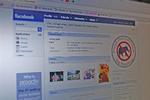 En practical joke kan koste dyrt, hvis man påtager sig en andens identitet. Det har en britisk mand måttet sande, efter at han oprettede en Facebook-profil af sin gamle skolekammerat, som han i mellemtiden var blevet uvenner med. 208.000 kroner koster den slags. 