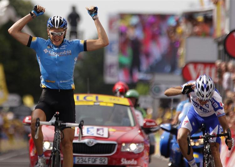 Tyske Marcus Burghardt vandt 18. etape i Touren efter en sprint mod spanske Barredo. 