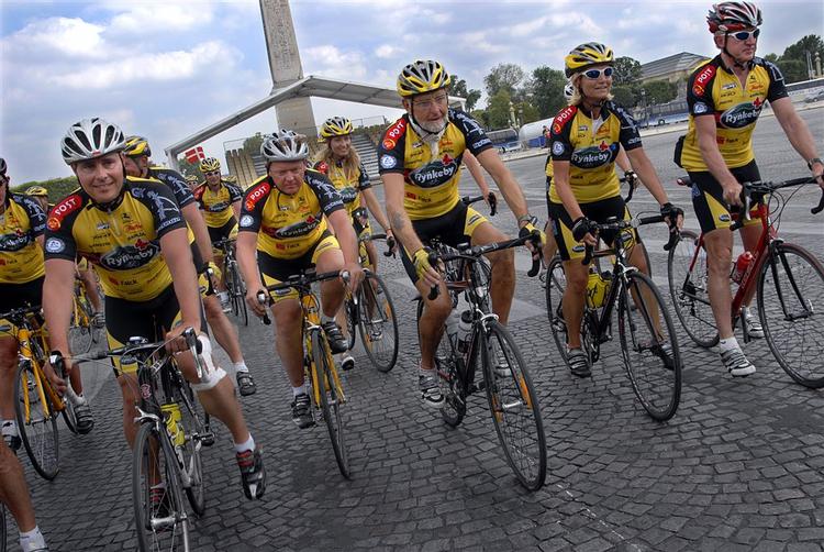 Socialdemokraternes politiske ordfører Henrik Sass Larsen,  Lars Løkke Rasmussen og udviklingsminister Ulla Tørnæs har sammen  er nået til vejs ende i Paris. 