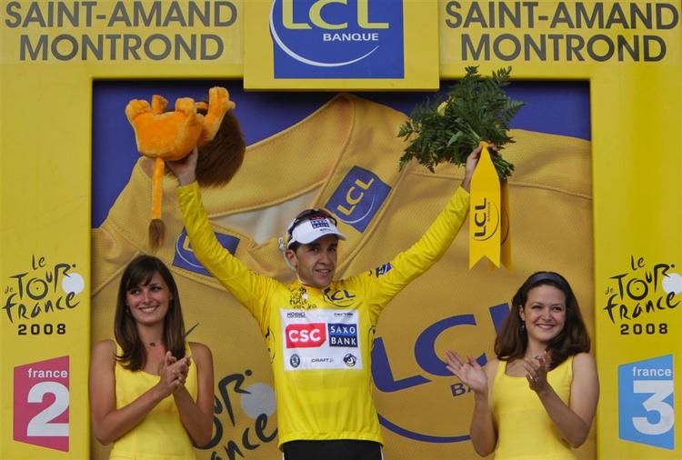 Carlos Sastre efter dagens triumf. 