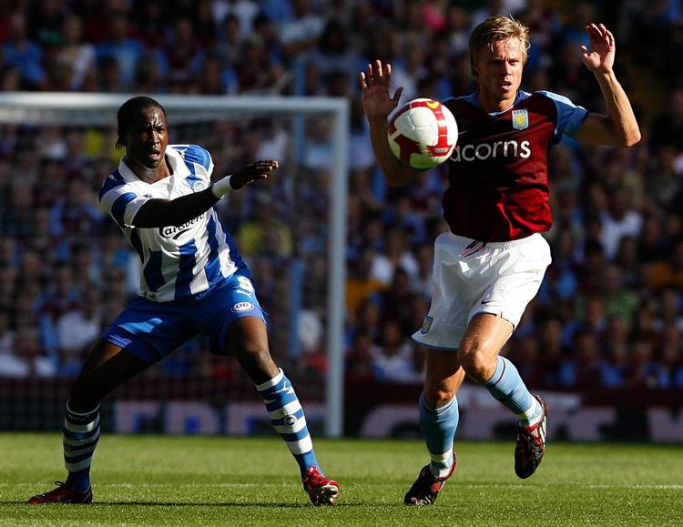 Martin Laursen spillede en god kamp for Aston Villa. 