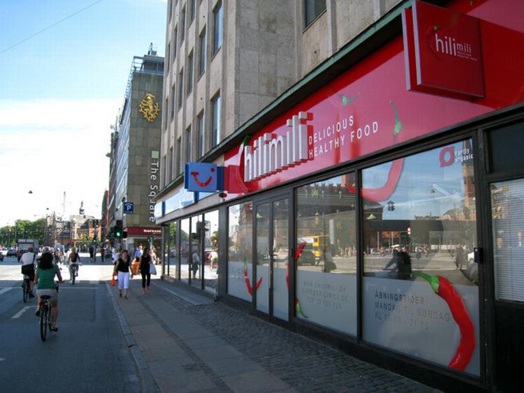 Nu er lokalerne, der tidligere husede deli'en Taste Please, blevet overtaget af en sandwichbar med tyrkisk islæt. 
