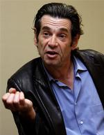 Præsidenten for skuespillernes fagforening Screen Actors Guild Doug Allen glæder sig over, at skuespillerne enstemmigt bakker op om mandatet til forhandlingerne med arbejdsgiverne (arkivfoto). 