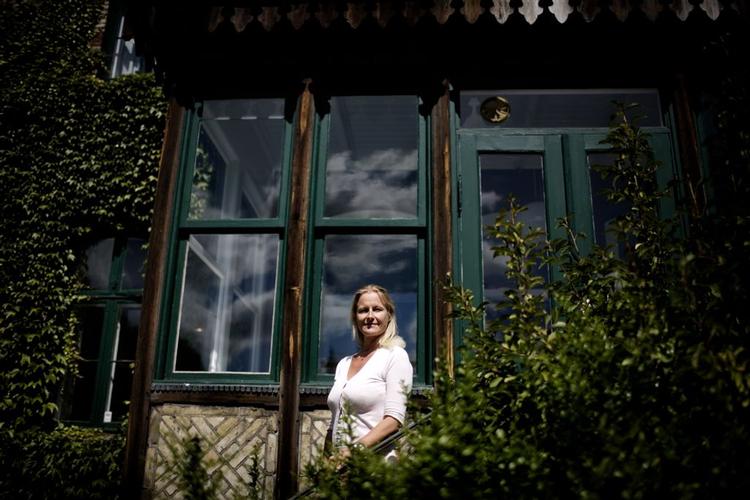 Lav en kønspolitik. Berit Heitmann forstår ikke, hvorfor det går så langsomt med at få flere kvinder til tops i dansk forskning . 