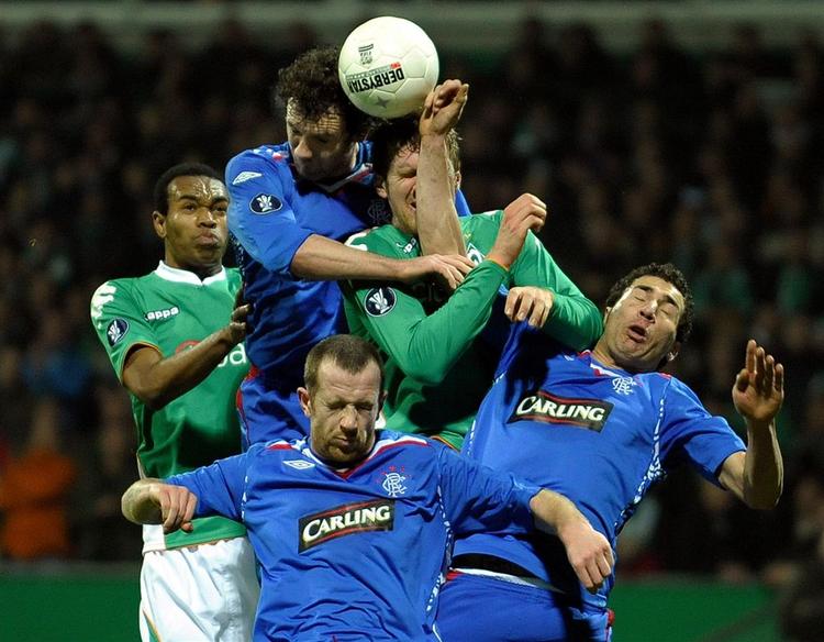 Sidste sæson nåede Rangers FC finalen i UEFA Cuppen efter sejr under vej sover bl.a. Werder Bremen. 