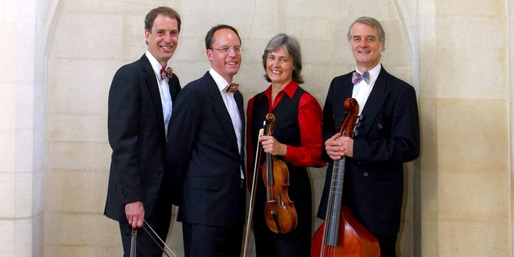 idyl. Händel havde massiv succes i Italien, og alt på cd’en er indbydende som en italiensk dessert. På billedet ses London Baroque. PR-foto. 