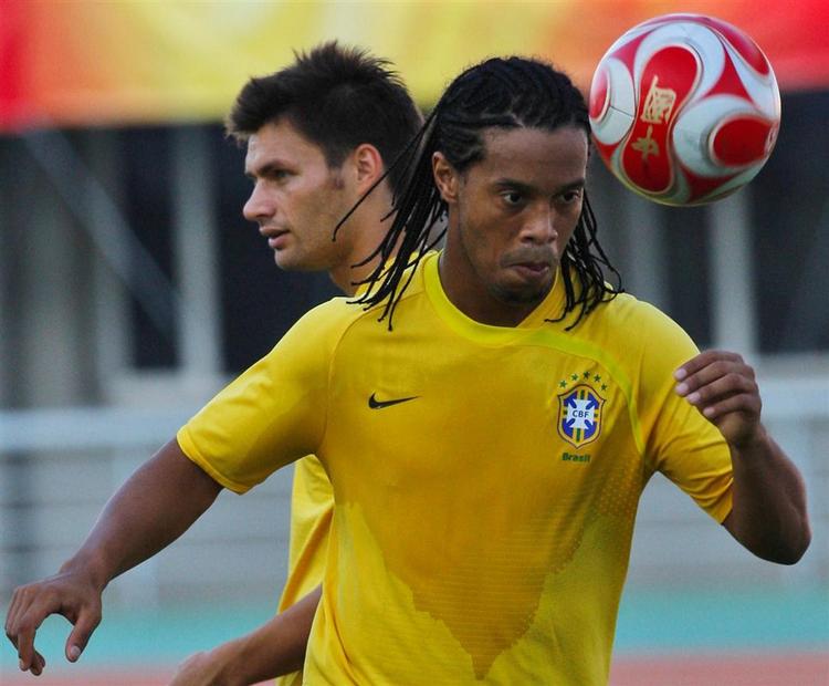 Ronaldinho er en af de allerstørste stjerner blandt de lidt over 10.500 aktive atleter. 