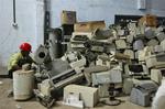 Det elektroniske affald fra europa ender ofte i bunker som denne her i Indien. (Arkivfoto) 