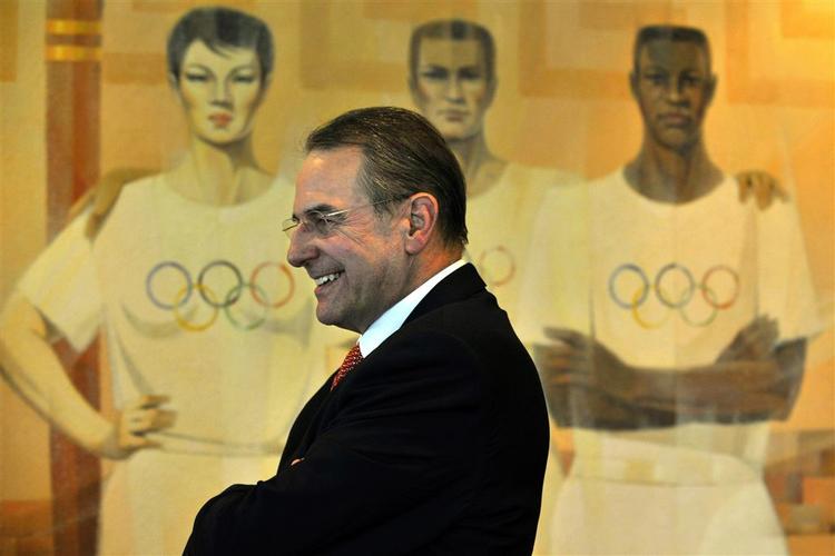 Jacques Rogge roser de kinesiske OL-arrangører. 