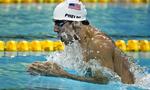 Så er Michael Phelps i gang ved OL, hvor han kan komme op på sytten starter. I den første satte han olympisk rekord. 