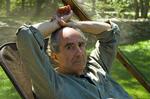 Philip Roth, her under afslappede forhold i sit hjem i Connecticut i 2005. 