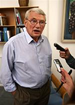 Jørgen Poulsen fotograferet på sit kontor på Christiansborg. Den tidligere Røde Kors-generalsekretær er nu medlem af det radikale venstre og af partiets folketingsgruppe. 