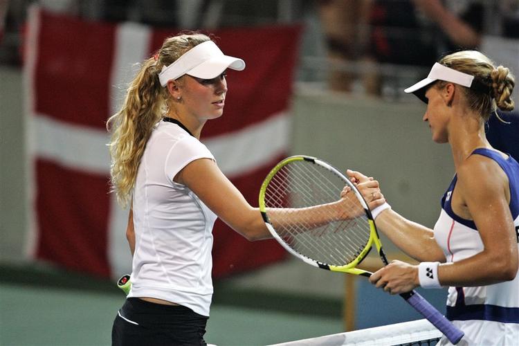 Jelena Dementieva var for stærk for Wozniacki denne gang. 