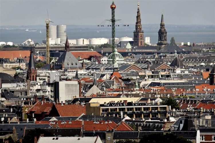 Et vu ind over København, hvor højhuse indtil nu har været et fyord. Det bliver det også i fremtiden i Indre By, garanterer et flertal i Borgerrepræsentationen. 
