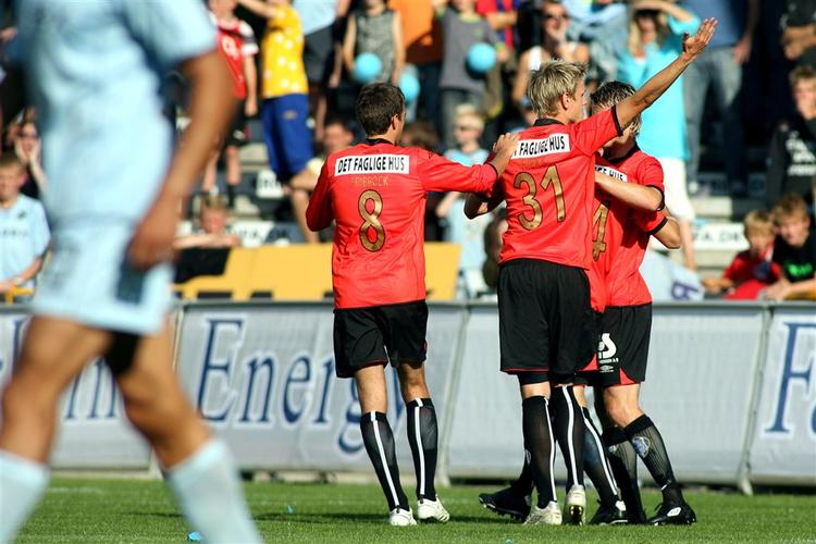 Esbjergs nr. 14, Martin Vingaard, scorede til 0-1 på straffespark, da Randers FC mødte Esbjerg i SAS-Ligaen. 