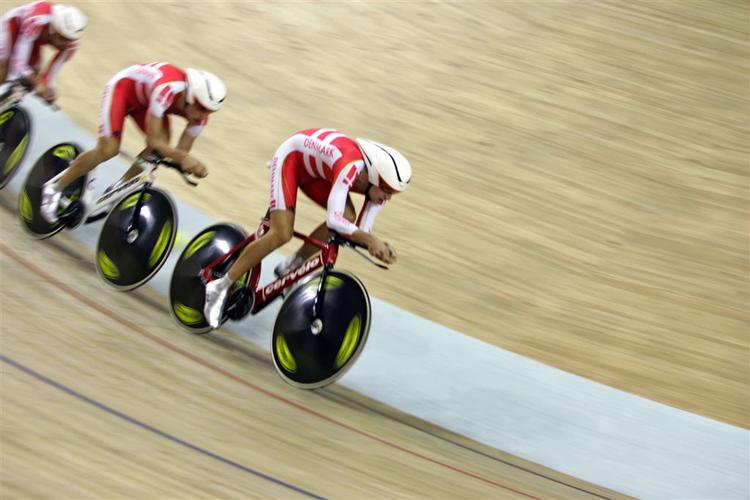 De danske cykelryttere kan stadig nå medaljerne. 