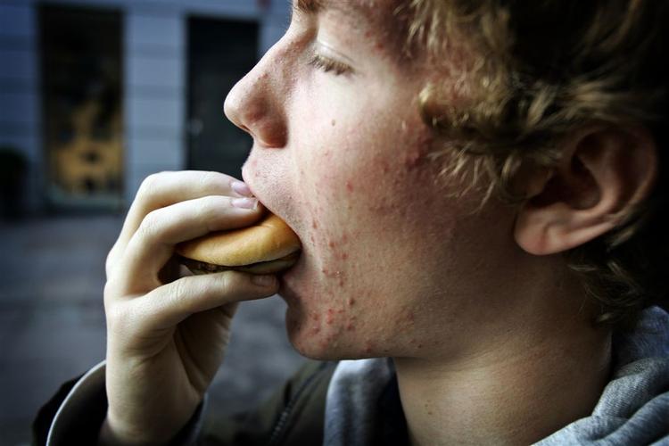 Bruger du din hjerne til krævende arbejde, bliver du mere sulten, selv om hjerne ikke forbrænder den ekstra energi. 