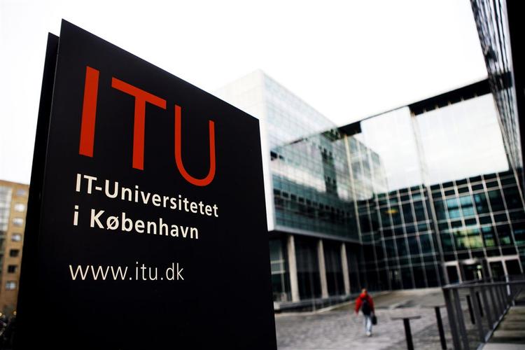 Uddannelsessteder som IT-Universitetet i København er blevet mere populært blandt kvindelige studerende. 