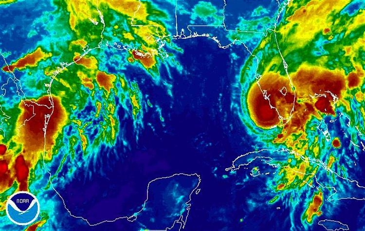 Florida undgik orkan i denne omgang. 