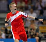 Islands Gudjon Valur Sigurdsson fejrer scoring og sejr over Polen. 