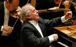 barenboim_08-04-2008_D74MLSI.jpg