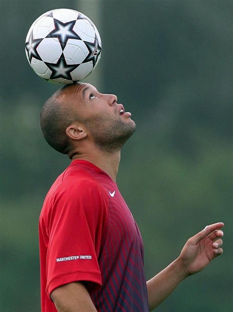 Mikael Silvestre kom til Manchester United fra Inter i 1999. 