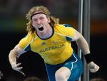 Steve Hooker sikrede OL-guldet med et spring på 5.90 meter. 