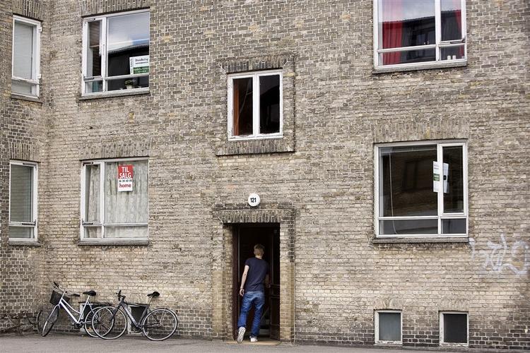 Nørrebros andelslejligheder ryger på udsalg. De er små og så er der meget ballade i kvarteret, lyder forklaringen. 
