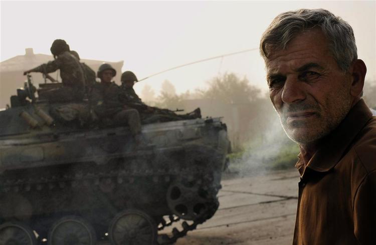 Russiske soldater på vej ud af Georgien. 